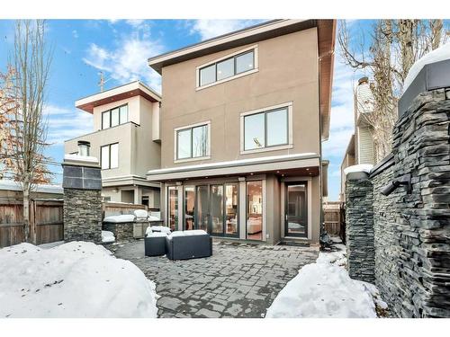 2012 3 Avenue Nw, Calgary, AB - Outdoor