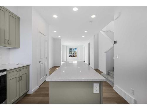 180 Belmont Way, Calgary, AB - Indoor Photo Showing Kitchen