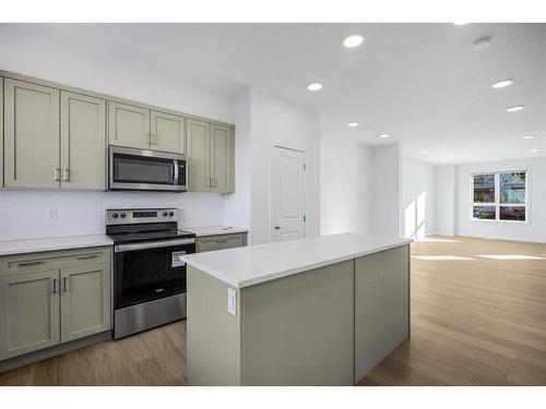 180 Belmont Way, Calgary, AB - Indoor Photo Showing Kitchen