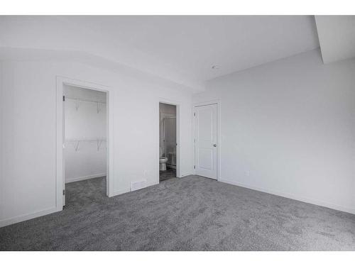 180 Belmont Way, Calgary, AB - Indoor