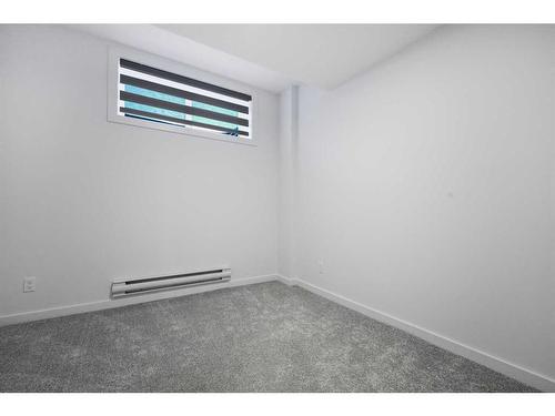 180 Belmont Way, Calgary, AB - Indoor Photo Showing Other Room