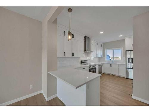 34 Lewiston Way, Calgary, AB - Indoor Photo Showing Kitchen