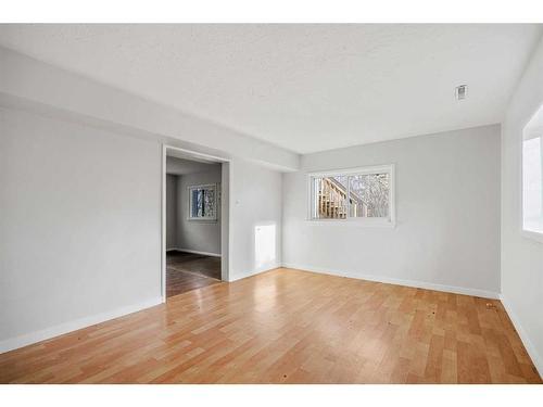 3707 Centre A Street Ne, Calgary, AB - Indoor