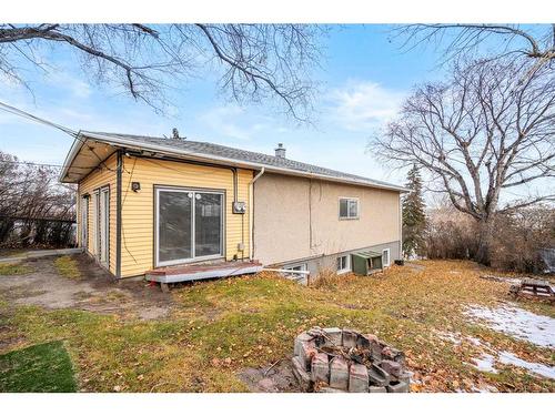 3707 Centre A Street Ne, Calgary, AB - Outdoor