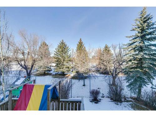 912 Shawnee Drive Sw, Calgary, AB - Outdoor