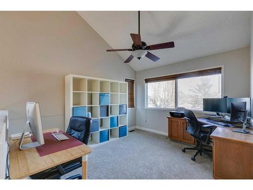 912 Shawnee Drive Sw, Calgary, AB - Indoor Photo Showing Office