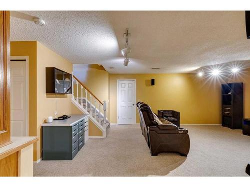 912 Shawnee Drive Sw, Calgary, AB - Indoor