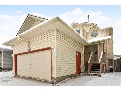 6556 Martingrove Drive Ne, Calgary, AB - Outdoor