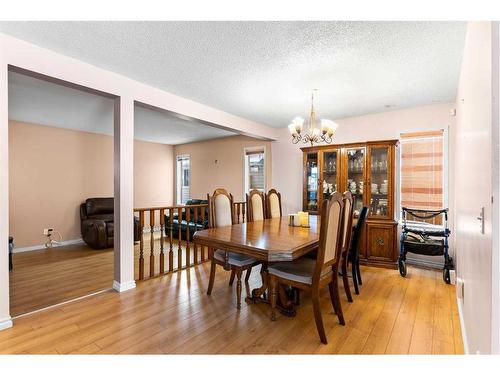 6556 Martingrove Drive Ne, Calgary, AB - Indoor Photo Showing Dining Room