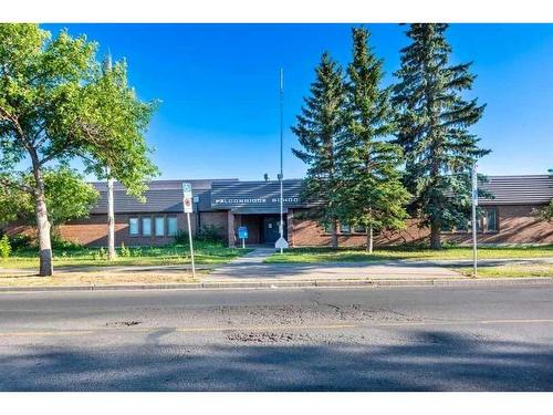 55 Falchurch Road Ne, Calgary, AB - Outdoor