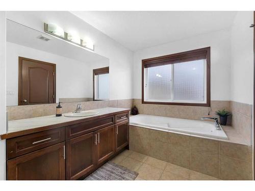 22 Taralake Cape Ne, Calgary, AB - Indoor Photo Showing Bathroom