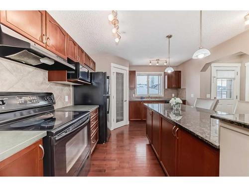 179 Silverado Drive Sw, Calgary, AB - Indoor Photo Showing Kitchen