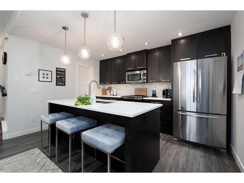 1-3716 16 Street Sw, Calgary, AB - Indoor Photo Showing Kitchen With Stainless Steel Kitchen With Upgraded Kitchen