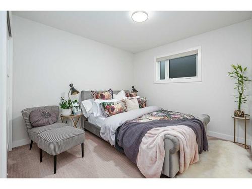 1-3716 16 Street Sw, Calgary, AB - Indoor Photo Showing Bedroom