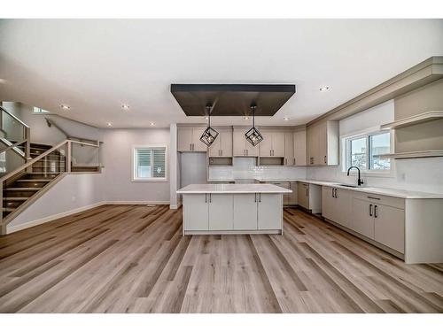 492 Rivercrest View, Cochrane, AB - Indoor Photo Showing Kitchen