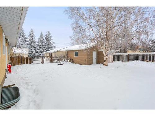 5 Mcleod Crescent, Olds, AB - Outdoor With Exterior