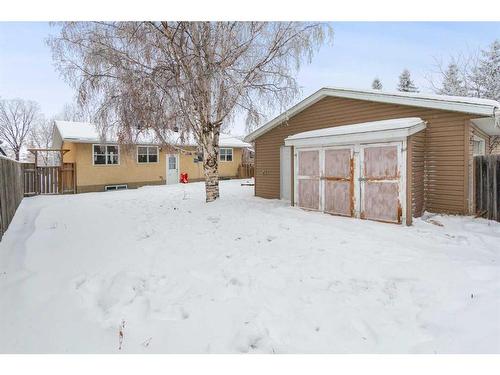 5 Mcleod Crescent, Olds, AB - Outdoor