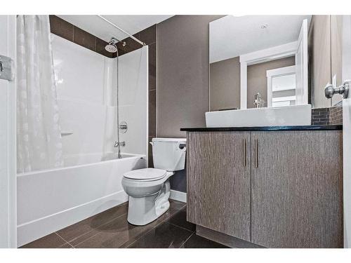 2308-240 Skyview Ranch Road Ne, Calgary, AB - Indoor Photo Showing Bathroom