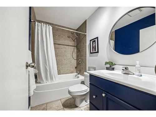 739 Queensland Drive Se, Calgary, AB - Indoor Photo Showing Bathroom