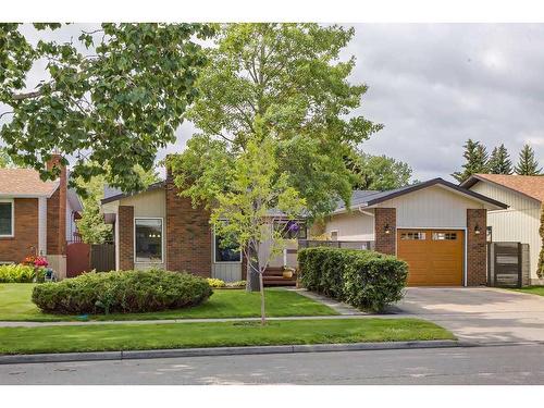 739 Queensland Drive Se, Calgary, AB - Outdoor With Facade