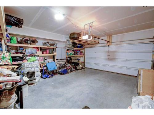 158 Cityscape Boulevard Ne, Calgary, AB - Indoor Photo Showing Garage