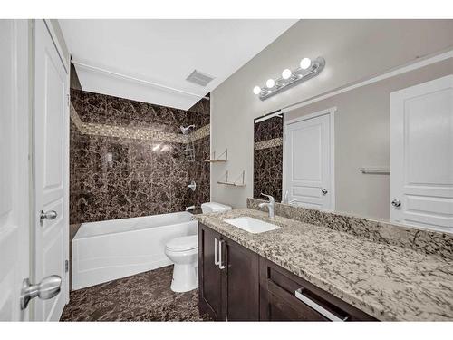 44-1515 Falconridge Drive Ne, Calgary, AB - Indoor Photo Showing Bathroom