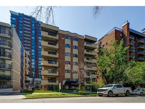 201-1311 15 Avenue Sw, Calgary, AB - Outdoor With Balcony With Facade