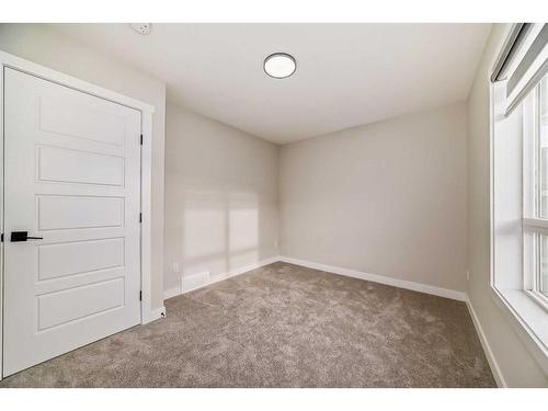 213 Sherwood Lane Nw, Calgary, AB - Indoor Photo Showing Other Room