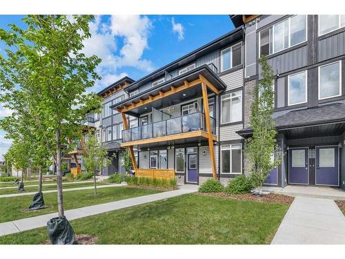 906-10060 46 Street Ne, Calgary, AB - Outdoor With Facade