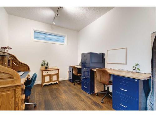 50 Riviera View, Cochrane, AB - Indoor Photo Showing Office