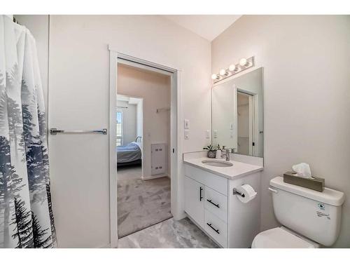 6013-15 Sage Meadows Landing Nw, Calgary, AB - Indoor Photo Showing Bathroom