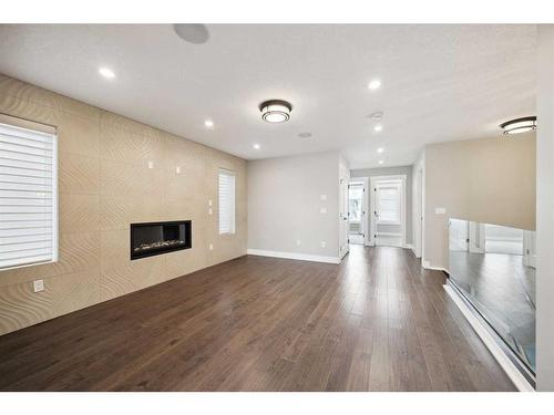 2114 Victoria Crescent Nw, Calgary, AB - Indoor With Fireplace