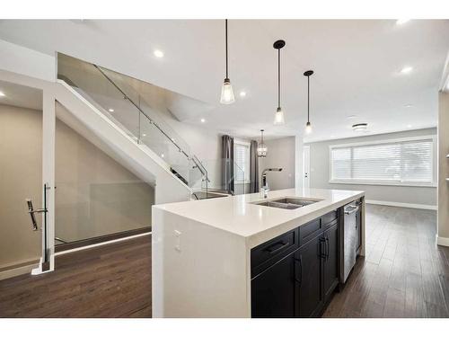 2114 Victoria Crescent Nw, Calgary, AB - Indoor Photo Showing Kitchen With Double Sink