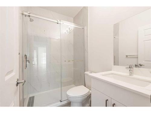 76 Carrington Close Nw, Calgary, AB - Indoor Photo Showing Bathroom