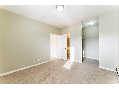 406-881 15 Avenue Sw, Calgary, AB - Indoor Photo Showing Other Room