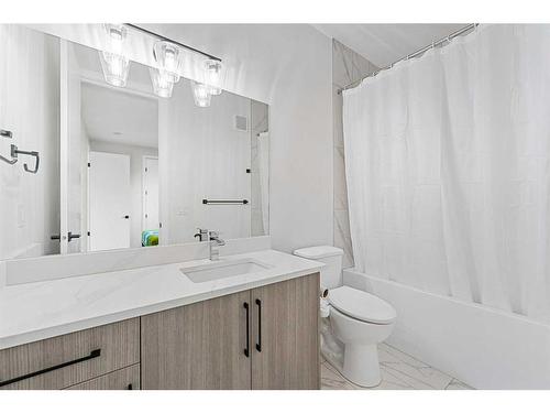 177 Saddlelake Terrace Ne, Calgary, AB - Indoor Photo Showing Bathroom