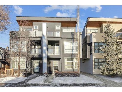 1-836 Mcpherson Road Ne, Calgary, AB - Outdoor With Balcony With Facade