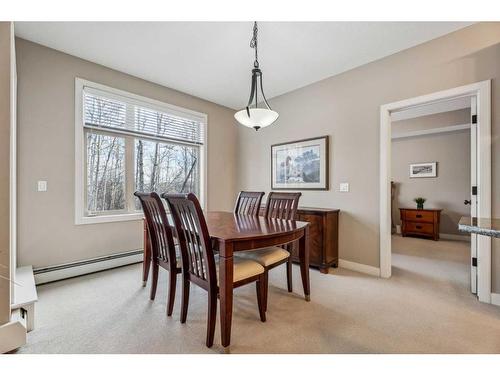 104-35 Aspenmont Heights Sw, Calgary, AB - Indoor Photo Showing Dining Room