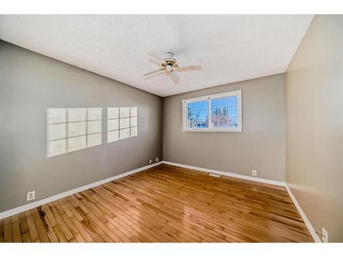 360 Abinger Crescent Ne, Calgary, AB - Indoor Photo Showing Other Room