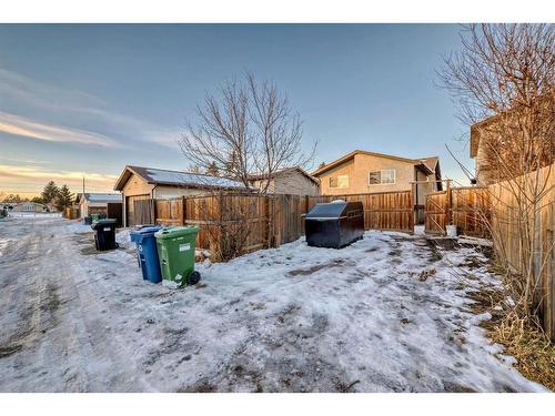 360 Abinger Crescent Ne, Calgary, AB - Outdoor