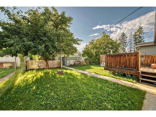 915 39 Street Se, Calgary, AB - Outdoor