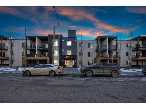 405-2715 12 Avenue Se, Calgary, AB - Outdoor With Balcony With Facade