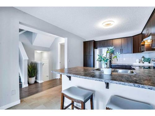 6 Cityscape Avenue Ne, Calgary, AB - Indoor Photo Showing Kitchen