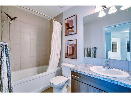 6 Cityscape Avenue Ne, Calgary, AB - Indoor Photo Showing Bathroom