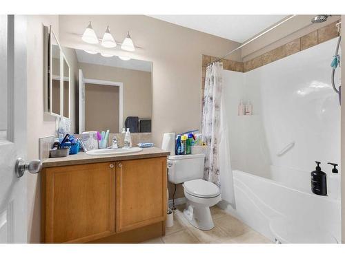 308 Evermeadow Road Sw, Calgary, AB - Indoor Photo Showing Bathroom