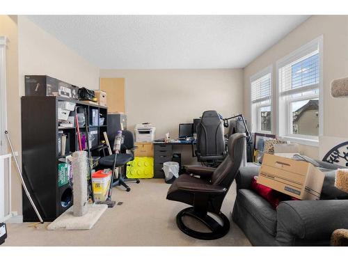 308 Evermeadow Road Sw, Calgary, AB - Indoor