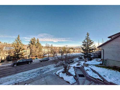 5823 Coach Hill Road Sw, Calgary, AB - Outdoor With Exterior