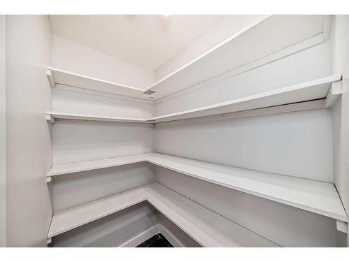 5823 Coach Hill Road Sw, Calgary, AB - Indoor With Storage