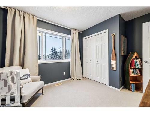 117 Drake Landing View, Okotoks, AB - Indoor