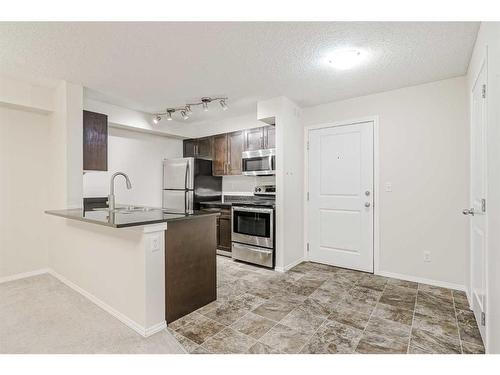 422-195 Kincora Glen Road Nw, Calgary, AB - Indoor Photo Showing Kitchen